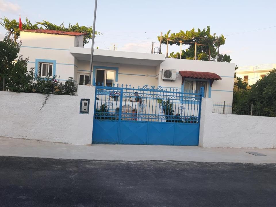 קסאמיל Apartament Luani מראה חיצוני תמונה